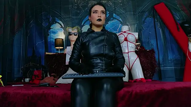 MeliizaQueen online show from 04/08/26, 01:45