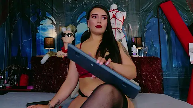 MeliizaQueen online show from 04/15/26, 12:21