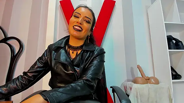 Snapshot of MeliizaQueen chatting on 03/11/25, 10:42 MeliizaQueen online show from 03/11/25, 10:42
