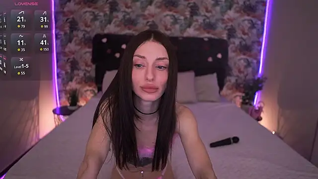 Alice Arwen online show from 02/13/26, 07:41