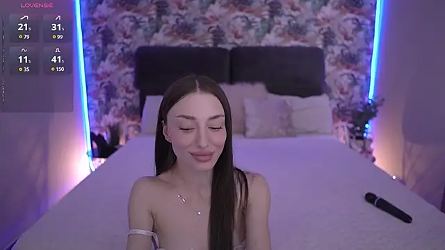 Alice Arwen online show from 04/27/26, 01:53