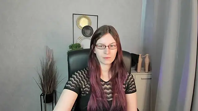 emmaxDelight online show from 04/13/26, 05:22