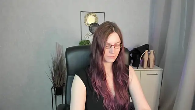 emmaxDelight online show from 04/09/26, 05:20