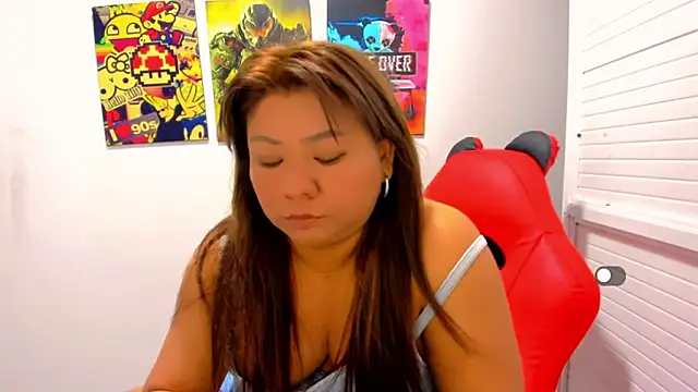 Snapshot of victoria_love89 chatting on 01/18/26, 01:42 victoria love89 online show from 01/18/26, 01:42