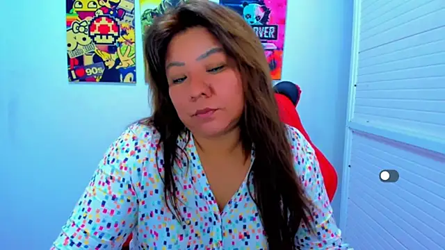 Snapshot of victoria_love89 chatting on 02/14/26, 02:12 victoria love89 online show from 02/14/26, 02:12