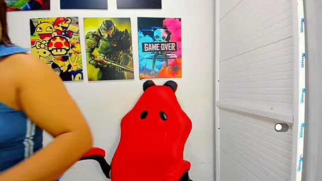 victoria love89 online show from 03/26/26, 01:37