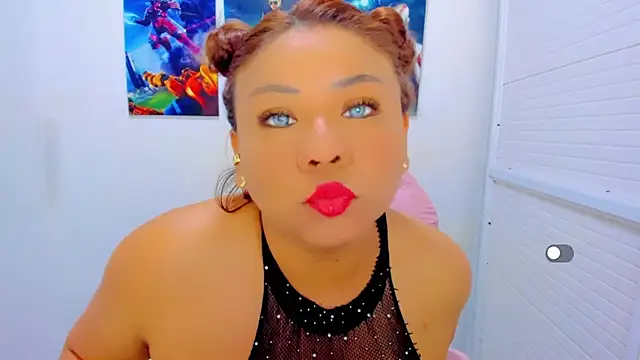 Snapshot of victoria_love89 chatting on 06/19/26, 02:28 victoria love89 online show from 06/19/26, 02:28