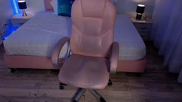 zoe jones13 online show from 02/10/26, 04:00