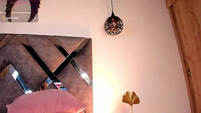 Mia ross16 online show from 02/21/25, 02:06