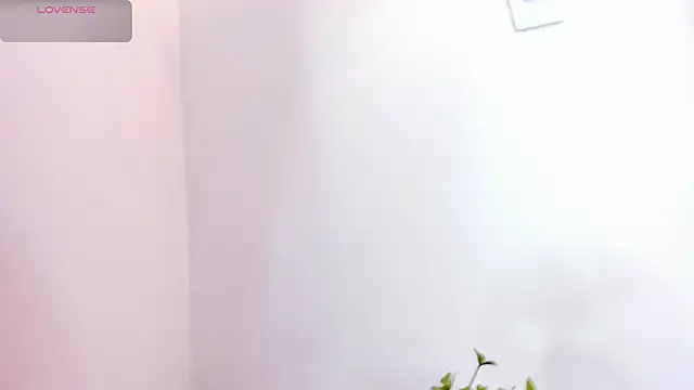 Mia ross16 online show from 02/16/25, 03:59