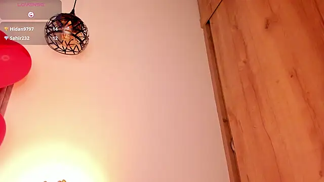 Mia ross16 online show from 02/15/25, 01:42