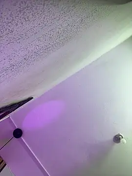 Mia ross16 online show from 12/16/25, 02:43