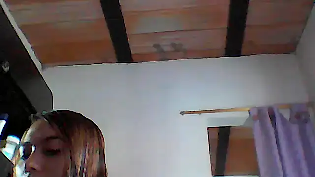 Mia ross16 online show from 12/20/25, 08:01