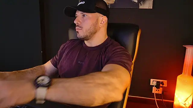 AngeloEric online show from 12/15/25, 11:49