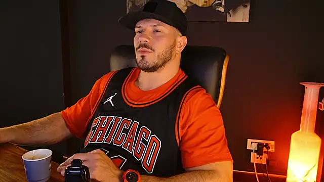 AngeloEric online show from 11/11/25, 12:22