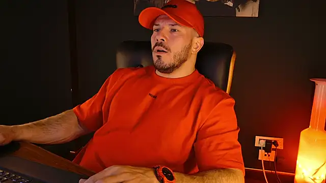 AngeloEric online show from 12/14/25, 01:39