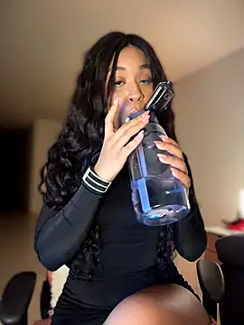 bella  honey online show from 02/28/26, 02:22