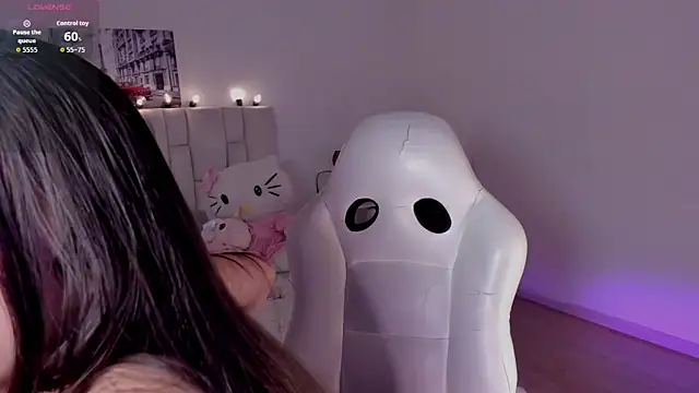 zoe turnner 18 online show from 02/14/26, 11:21