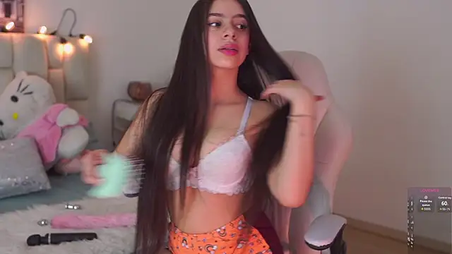 zoe turnner 18 online show from 06/28/26, 04:46
