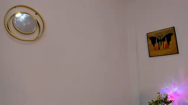 lilithTeen1  online show from 11/29/25, 10:37