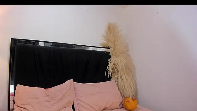 Snapshot of lilithTeen1_ chatting on 07/10/26, 02:55 lilithTeen1 online show from 07/10/26, 02:55