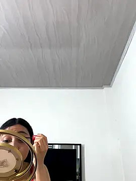 lilithTeen1  online show from 11/21/25, 09:58