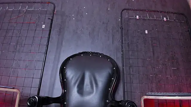 Carolina Arias online show from 11/13/25, 07:40