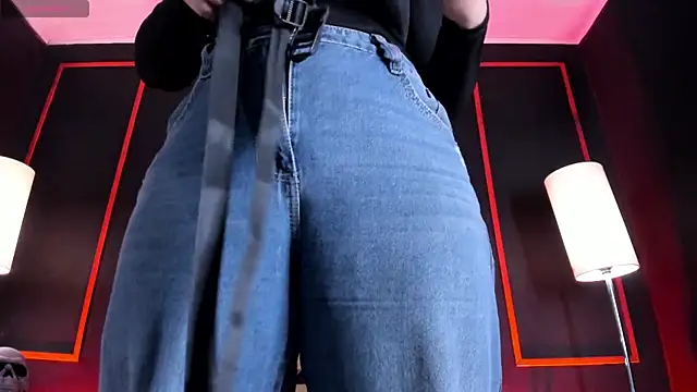 Carolina Arias online show from 03/18/26, 08:10