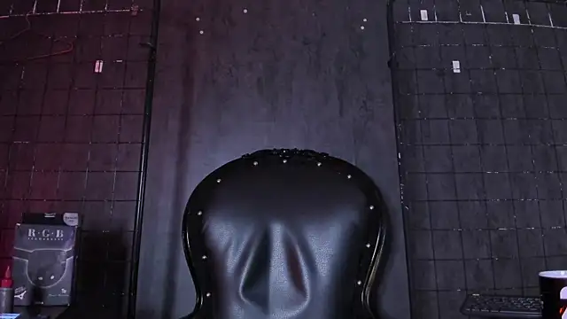 Carolina Arias online show from 12/05/25, 07:55