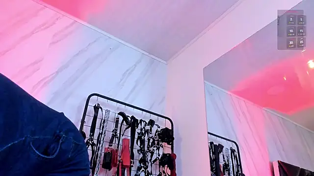 Snapshot of Carolina_Arias chatting on 02/13/26, 04:51 Carolina Arias online show from 02/13/26, 04:51