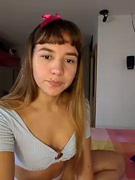 Sofiapeachh online show from 03/22/25, 05:17