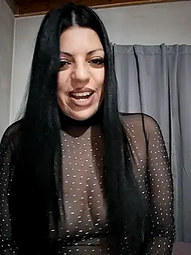 Paulitta- online show from 04/25/26, 01:52