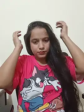 Simran-Kaur143 online show from 07/10/26, 09:53