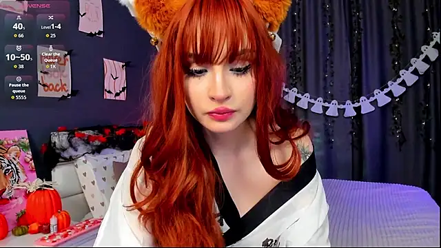  Jenny Miller  online show from 10/26/25, 04:13