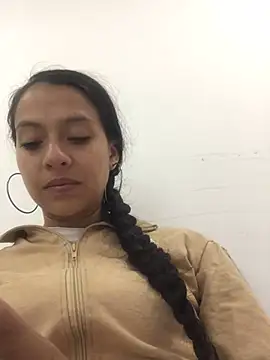 loren3124 online show from 12/10/24, 07:58