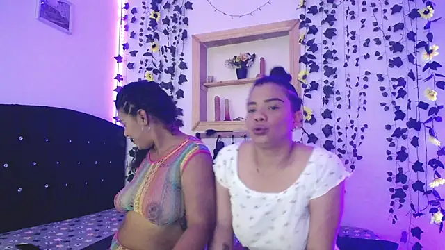 kaylie dakota online show from 10/25/25, 01:05