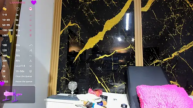 Snapshot of GiannaMontes chatting on 03/14/25, 12:18 GiannaMontes online show from 03/14/25, 12:18