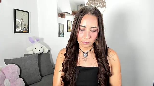 electra hunt online show from 04/05/26, 02:29