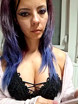 allinqueen online show from 02/22/26, 09:16