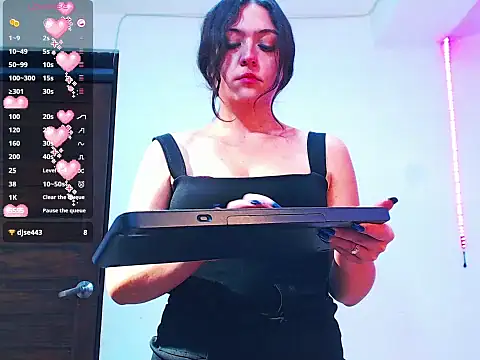 Snapshot of AliciaChelios chatting on 02/22/26, 06:31 AliciaChelios online show from 02/22/26, 06:31