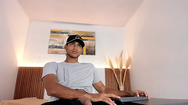 zander 2120 online show from 03/24/26, 01:00