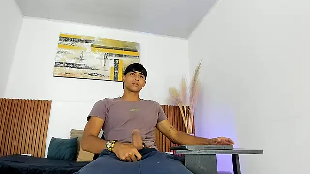 zander 2120 online show from 11/26/25, 01:00