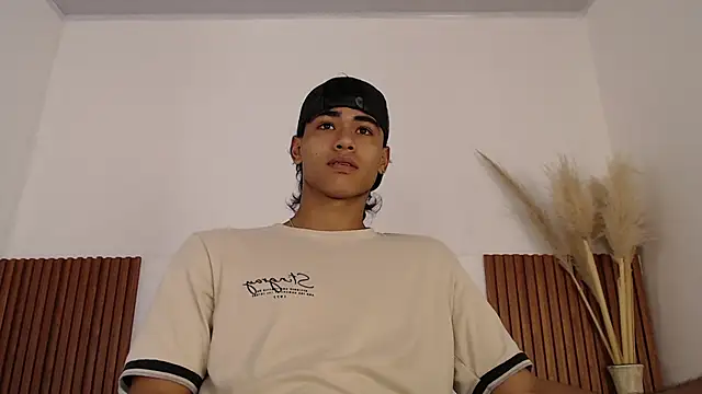 zander 2120 online show from 01/24/25, 03:45