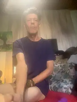 laye19 online show from 11/09/25, 09:41