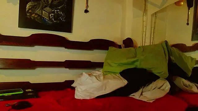 Snapshot of laye19 chatting on 04/09/26, 11:00 laye19 online show from 04/09/26, 11:00