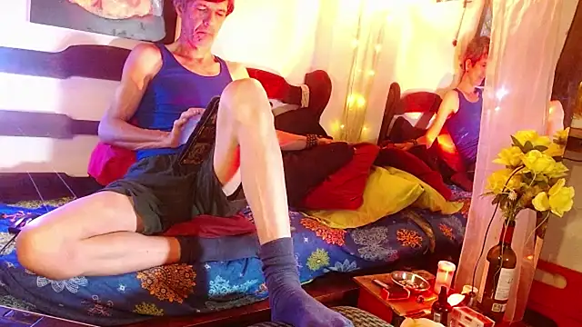 laye19 online show from 02/13/26, 04:45