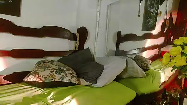 Snapshot of laye19 chatting on 04/03/26, 08:54 laye19 online show from 04/03/26, 08:54