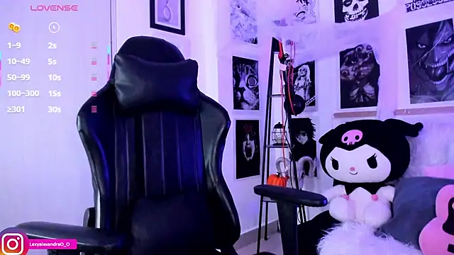 Lexyjoycce online show from 10/28/25, 09:14