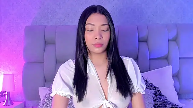 KarolRojas  online show from 09/13/25, 03:28
