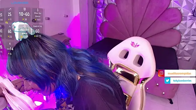 toky doll online show from 11/30/25, 09:04